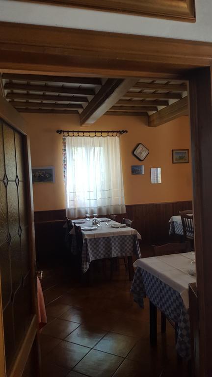 Albergo Ristorante Gualtieri باربيرينو دي موجيلو المظهر الخارجي الصورة